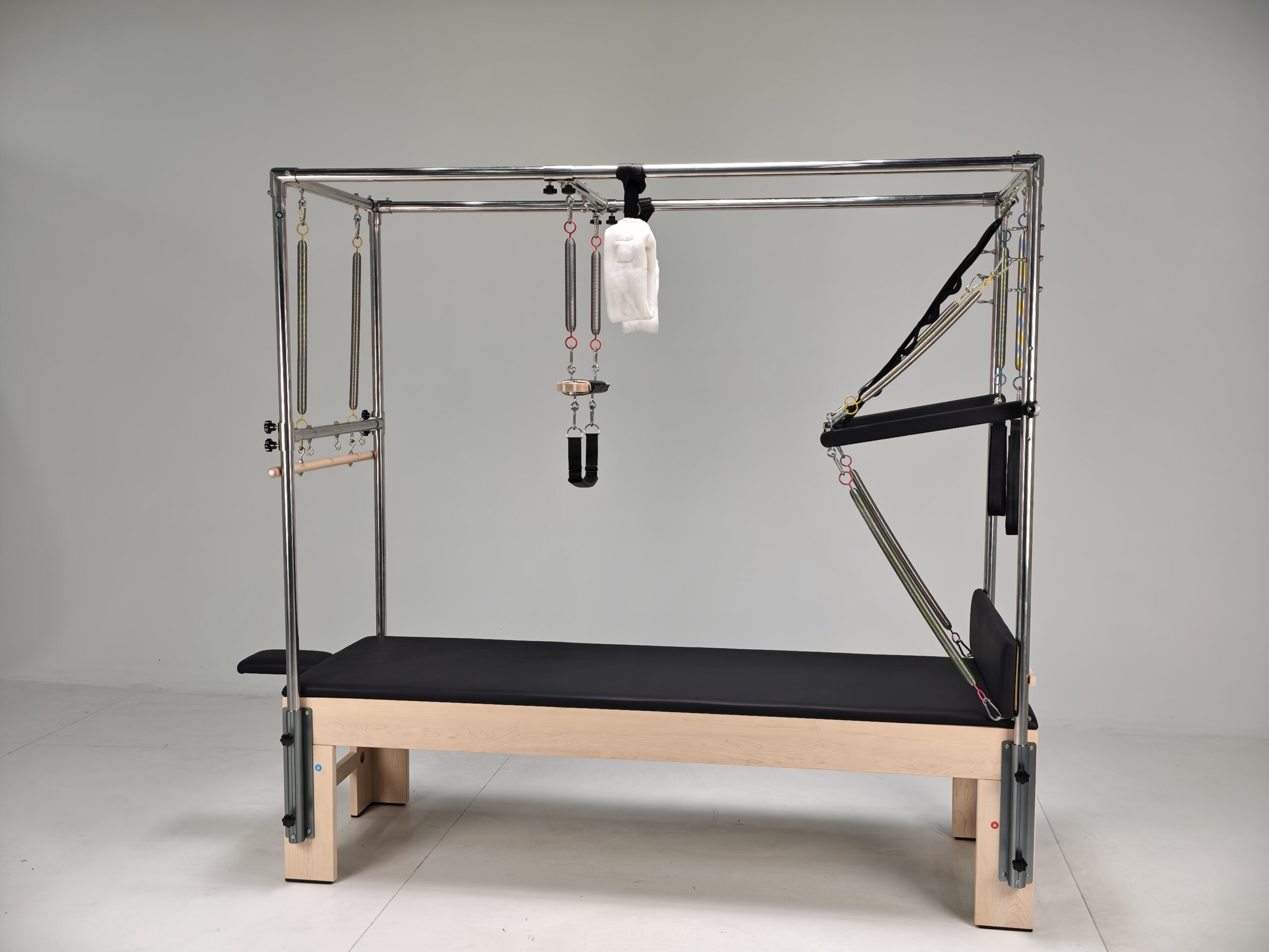 maple-pilates-cadillac-vintage-18926-1